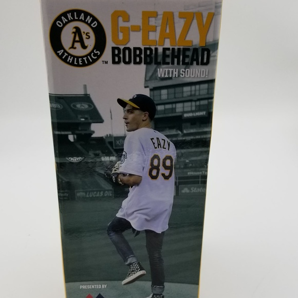 g eazy a's hat